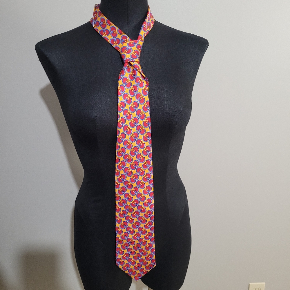 Gucci Red Geometric Pattern Tie - Picture 13 of 13